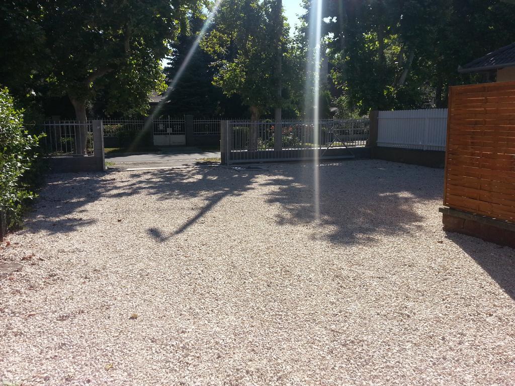 Adam Apartmanhaz Siofok Exterior photo