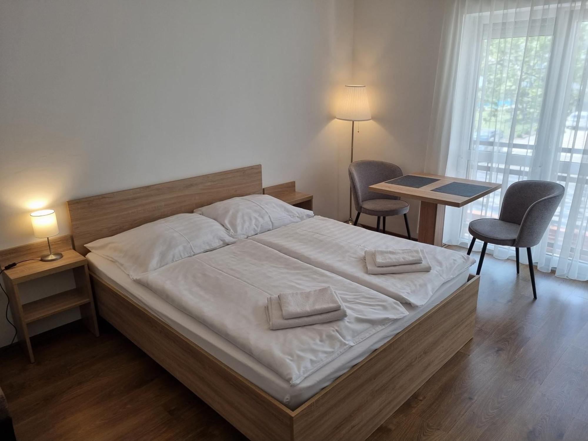 Adam Apartmanhaz Siofok Room photo