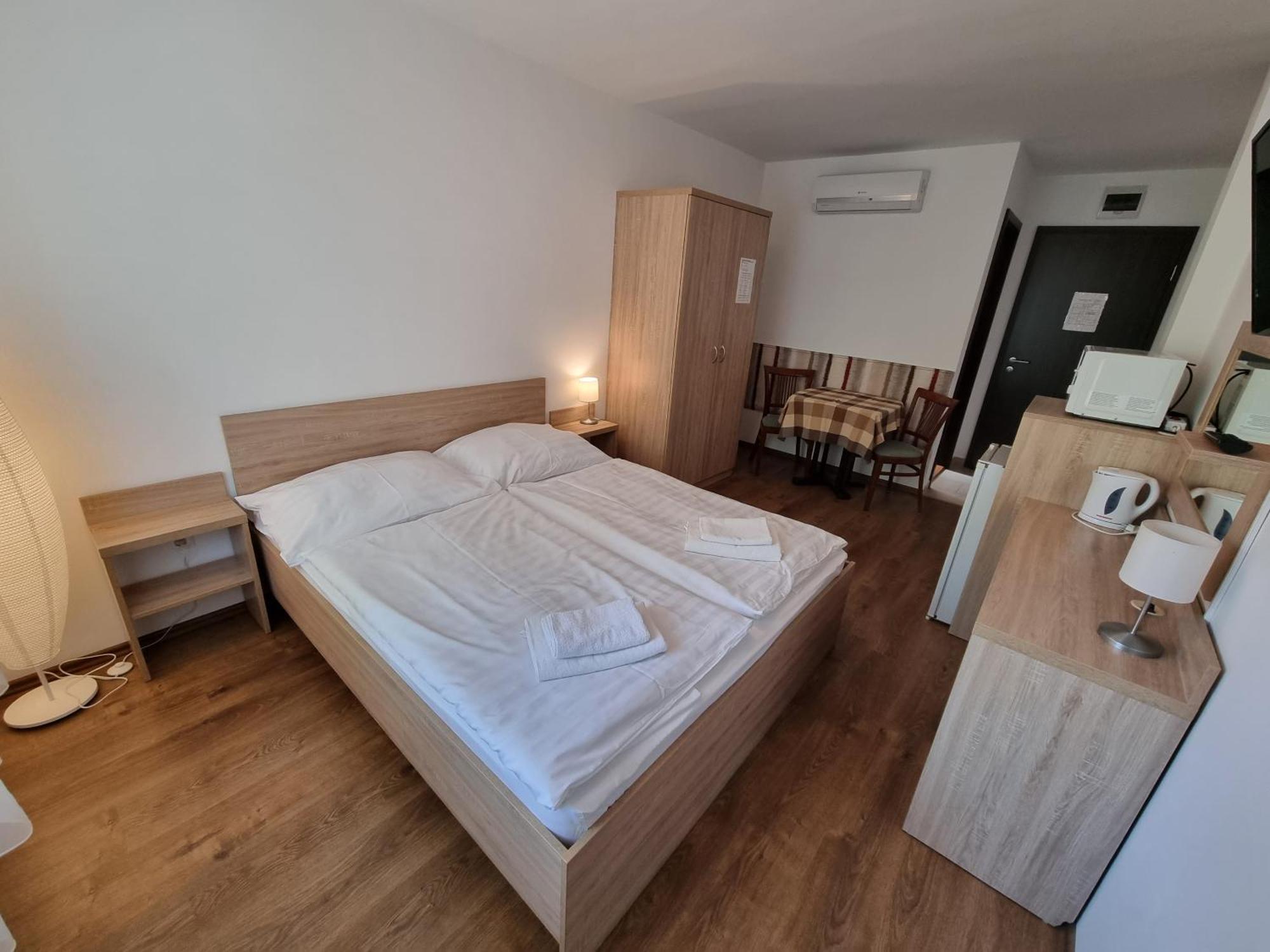 Adam Apartmanhaz Siofok Room photo