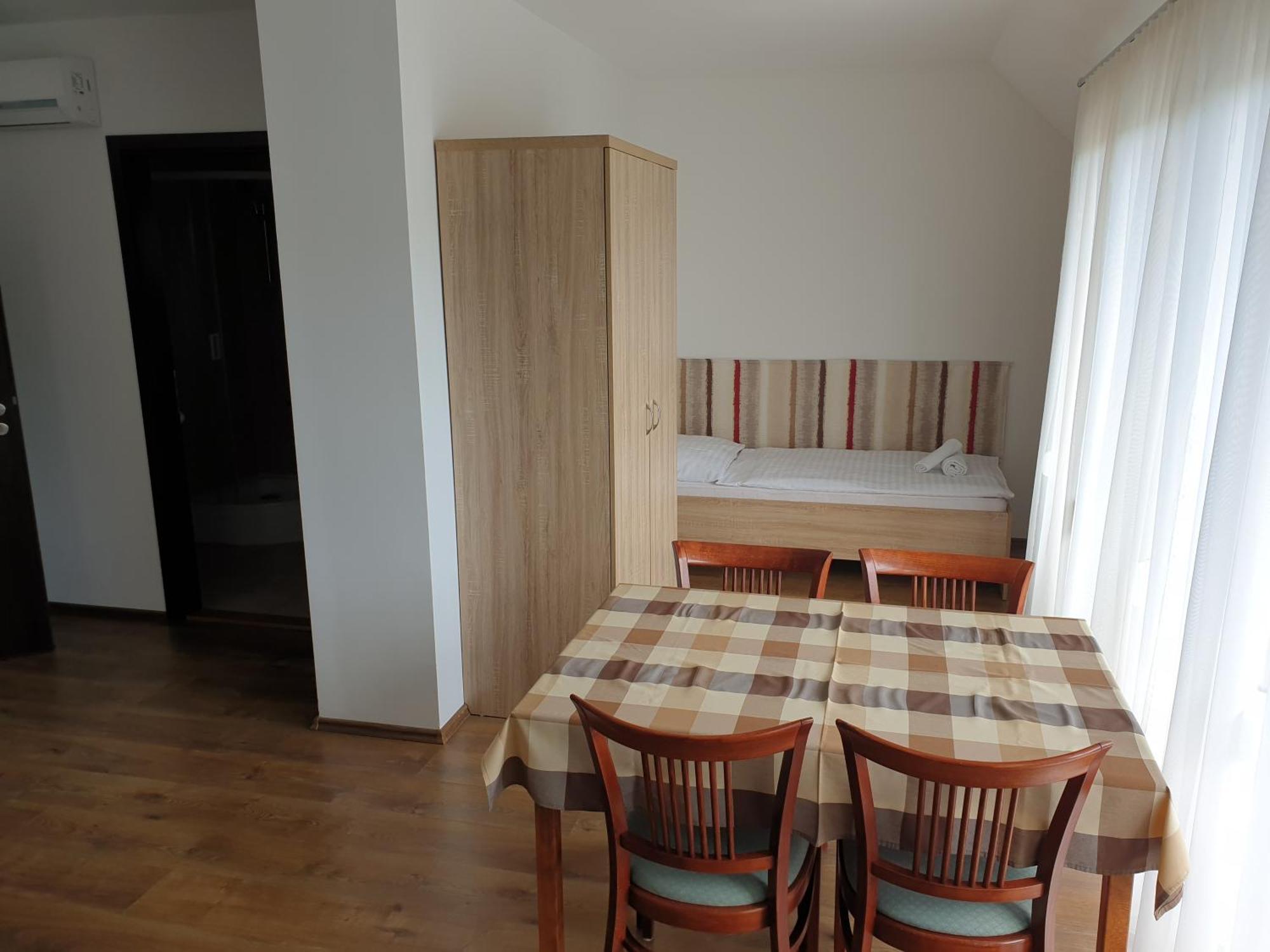 Adam Apartmanhaz Siofok Room photo