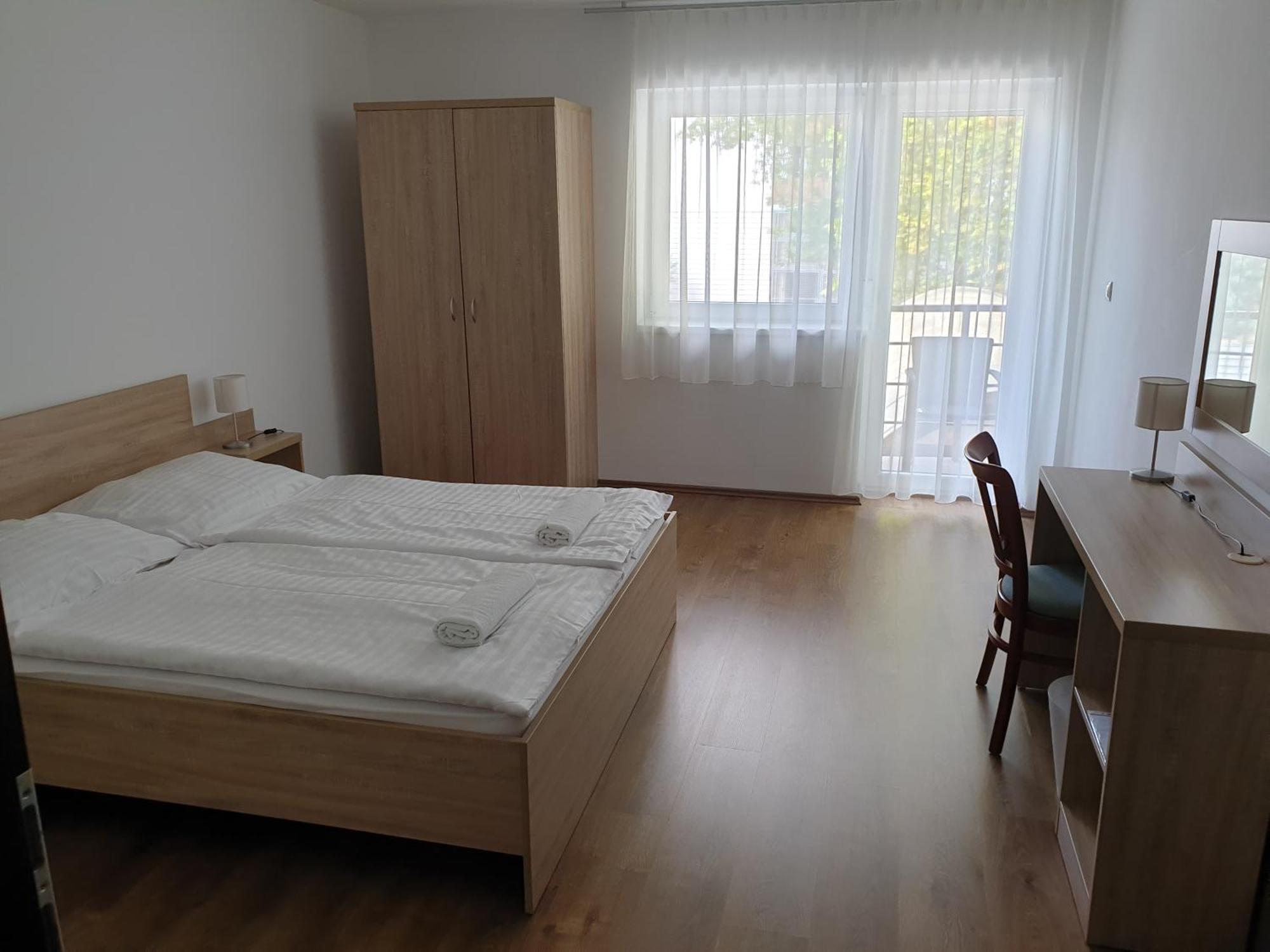 Adam Apartmanhaz Siofok Room photo