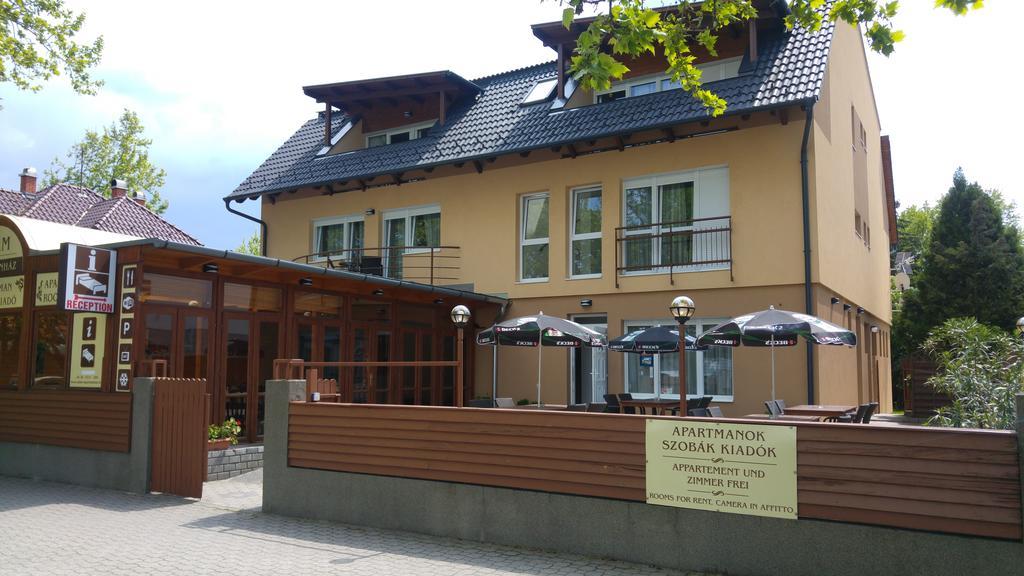 Adam Apartmanhaz Siofok Exterior photo